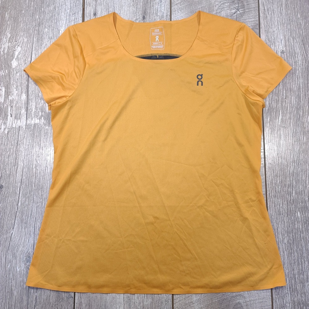 On Running Performance-T Women Size M Mango Charcoal Grey Short Sleeve Shirt